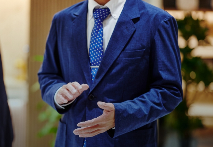 Y.N 営業部 2022年入社